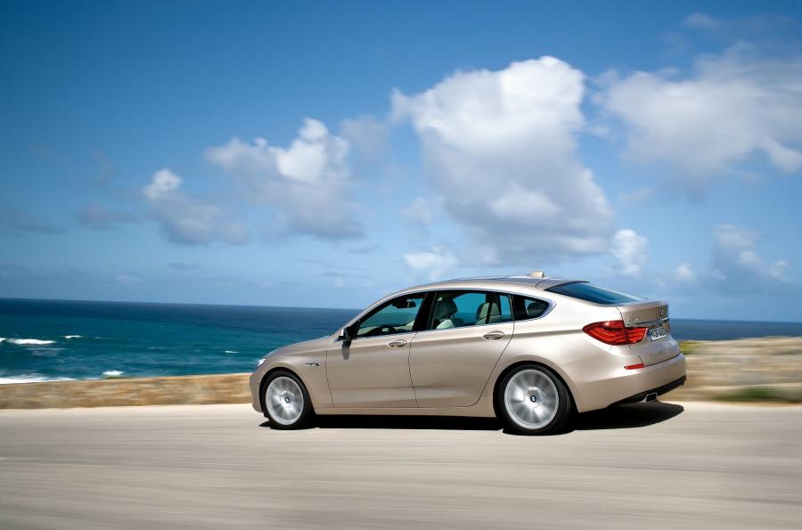  BMW 5-Series GT 2010 года  (фото 24 из 133)